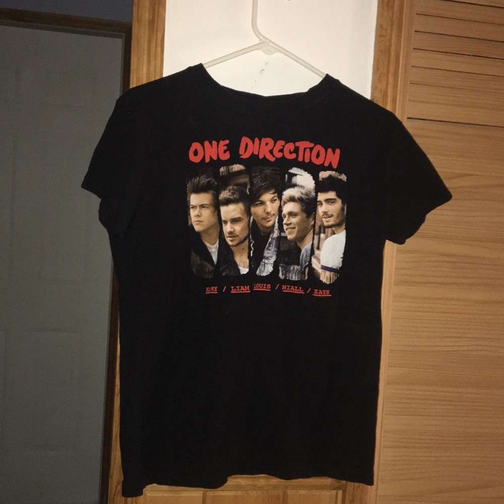 One Direction t-shirt